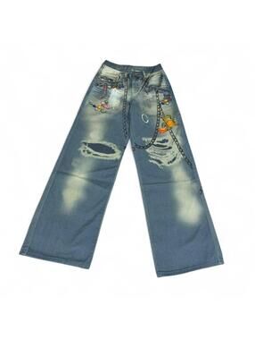 Blue denim jeans with chain and key details printed design